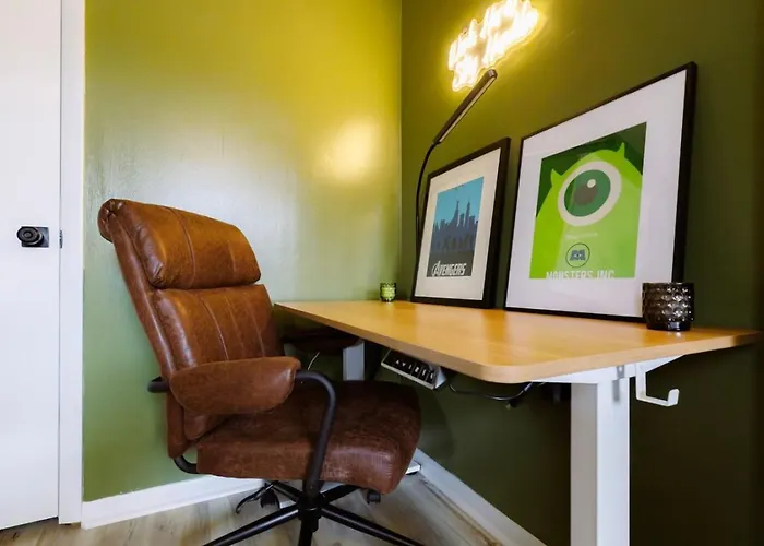 Cozy Long Near Downtown And Workspace Ferienhaus *