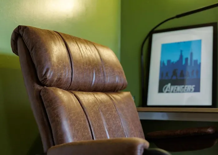 Cozy Long Near Downtown And Workspace